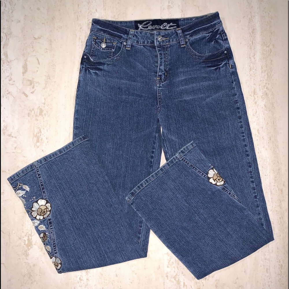 Revolt bootcut beautiful jeans